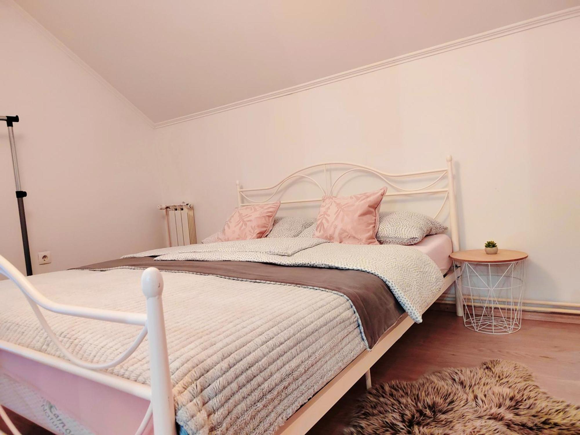 Zagreb, Apartman Jezz Esterno foto